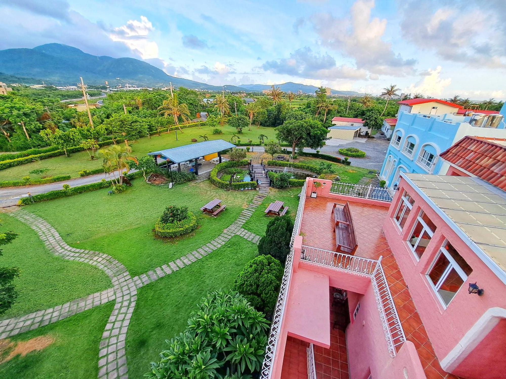 Kenting Avignon Bed & Breakfast Hằng Xuân Cổ Trấn Ngoại thất bức ảnh