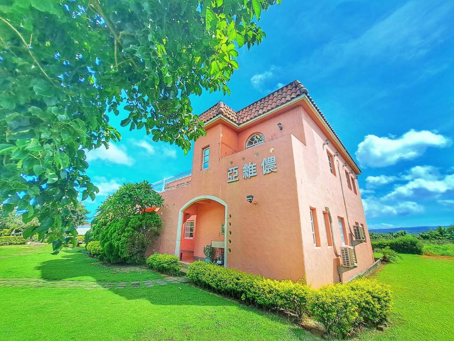 Kenting Avignon Bed & Breakfast Hằng Xuân Cổ Trấn Ngoại thất bức ảnh