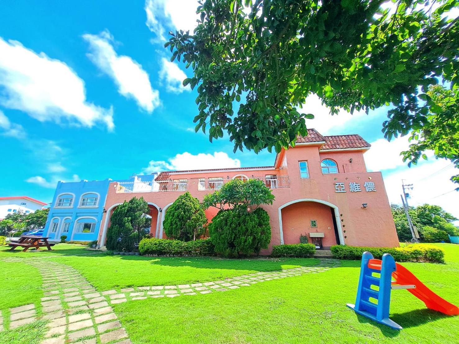 Kenting Avignon Bed & Breakfast Hằng Xuân Cổ Trấn Ngoại thất bức ảnh