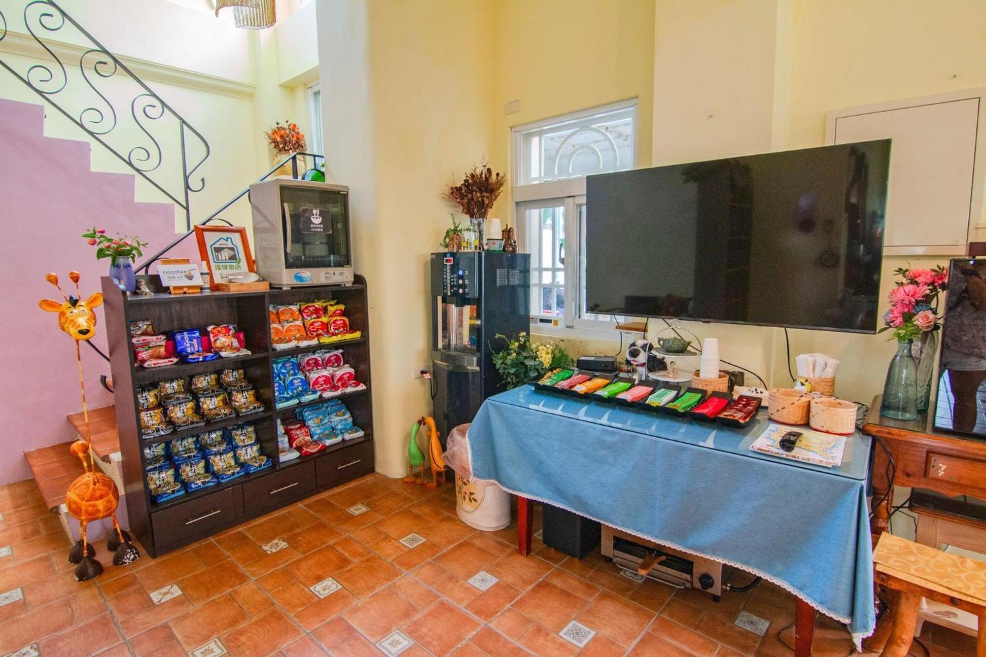Kenting Avignon Bed & Breakfast Hằng Xuân Cổ Trấn Ngoại thất bức ảnh