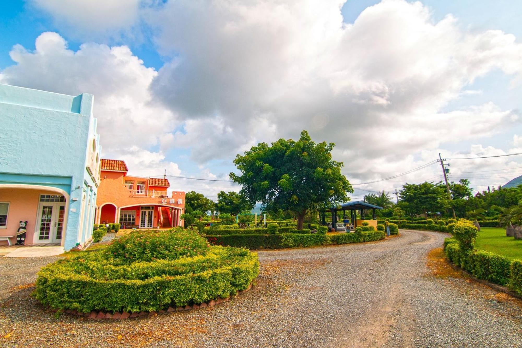 Kenting Avignon Bed & Breakfast Hằng Xuân Cổ Trấn Ngoại thất bức ảnh