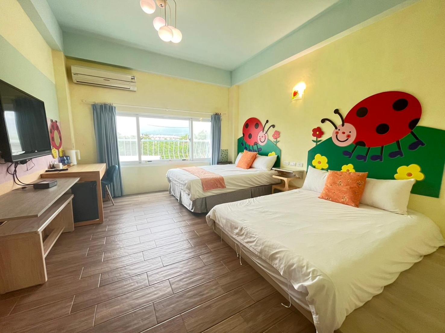 Kenting Avignon Bed & Breakfast Hằng Xuân Cổ Trấn Ngoại thất bức ảnh