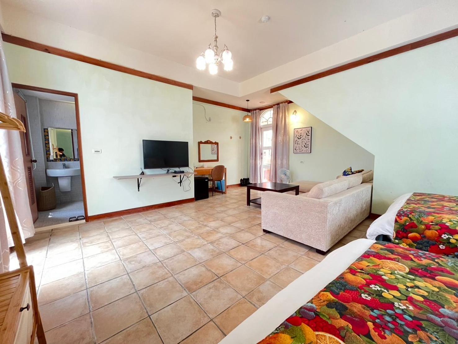 Kenting Avignon Bed & Breakfast Hằng Xuân Cổ Trấn Ngoại thất bức ảnh